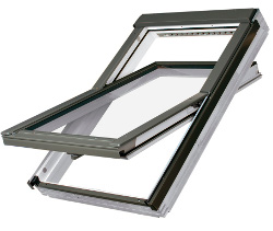 Среднеповоротные пластиковые окна Fakro PTP U4 55*78